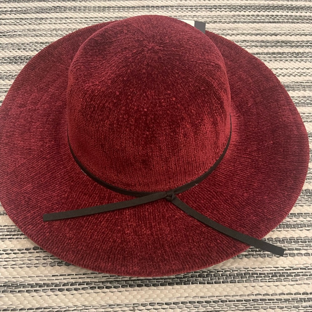Francesca’s Marcus Adler Burgundy Hat BNWT